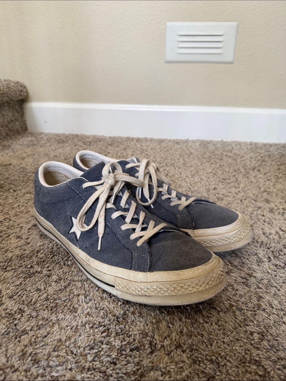 Converse Men's Low-Top Suede Sneakers in Navy and Off-White